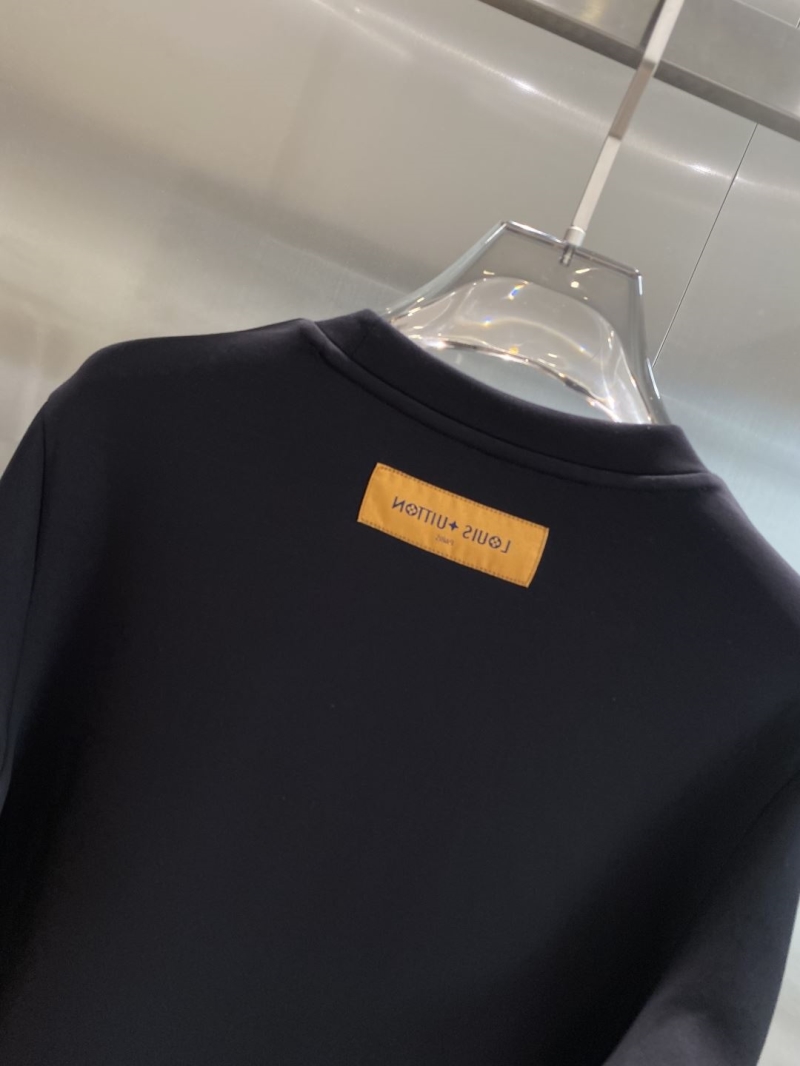 l0vis Vvtt0n t-shirt